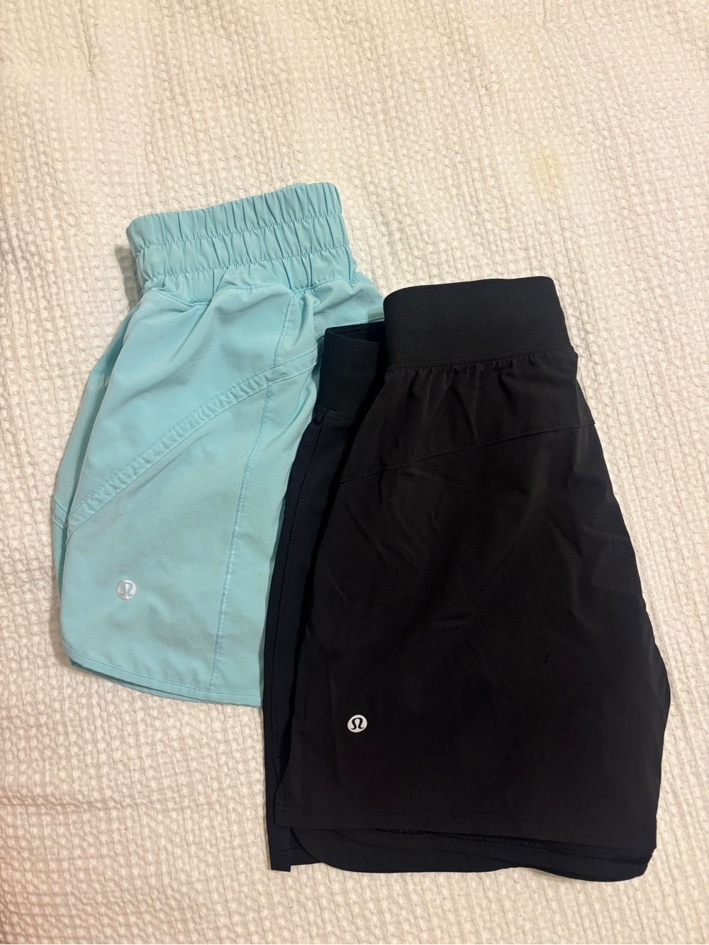 lululemon athletica Women's Athletic Shorts - Black & Light Teal